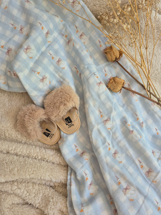 party goose muslin wrap